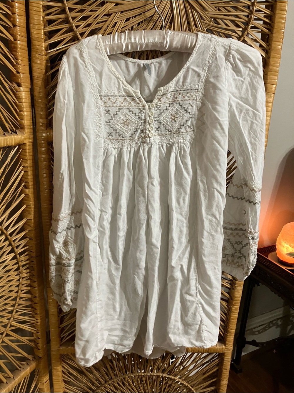 Monoreno White Tunic with Beige Embroidery